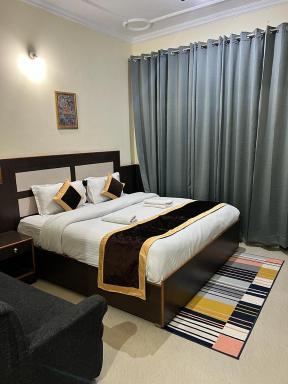 Sky Pie hotel - Housity