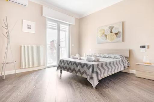 Like At Home 28 - Housity