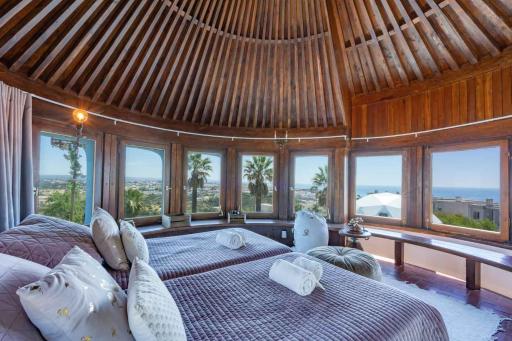 Bem Parece by Umbral - Housity