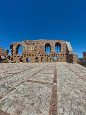 Al Castello - Housity