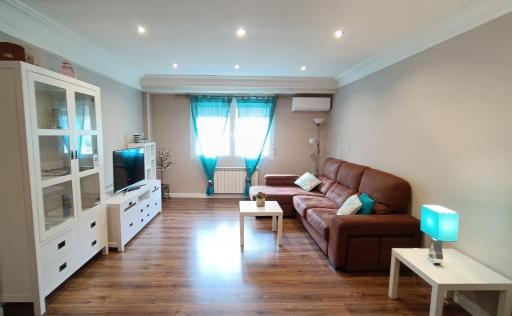 Amplio Apto con patio privado - Housity