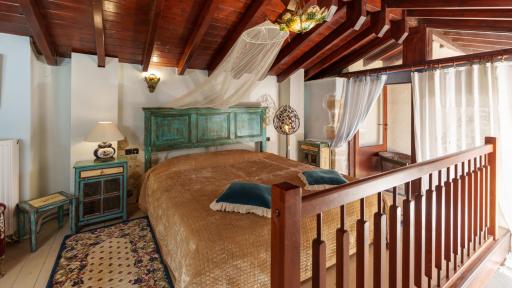 Traditional Cretan Houses,Agios Myronas - Housity