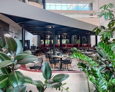 Hyatt Regency Houston West - Housity