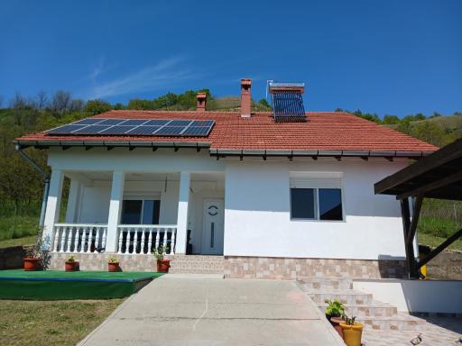 Casa de Vacanta pe malul Dunarii - Housity