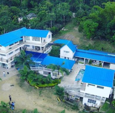 finca hotel de descanso o eventos en la mesa - Housity