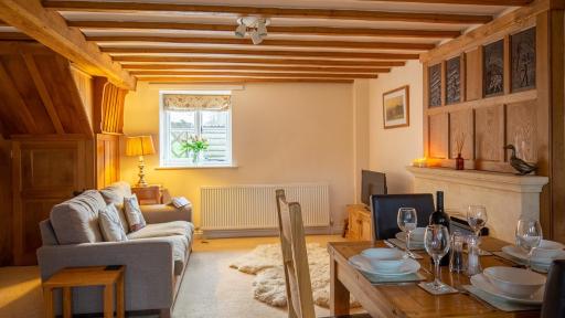 Old Mill Barn - Housity