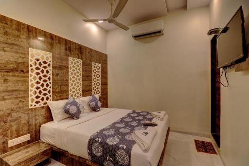 Hotel Magnet - Housity