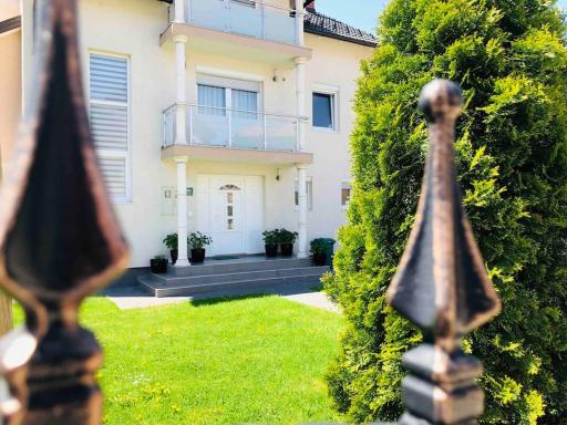 City Villa Organic Garden - Housity