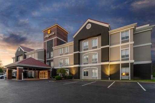 La Quinta by Wyndham Lexington South / Hamburg - Housity