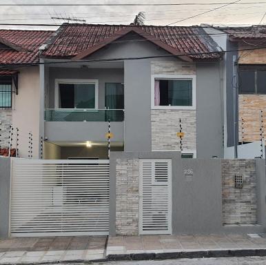 Duplex agradável com Ar, Internet, Estacionamento - Housity