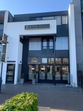 Hotel Flevo - Housity
