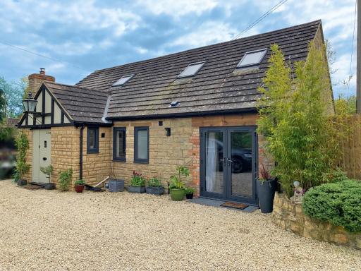 Hidden Well Studio - Housity