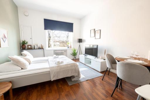2ndhomes Cozy Helsinki Center Studio with Park View - Housity