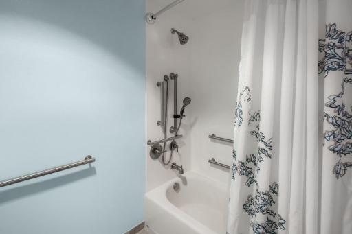Residence Inn Portland Downtown/RiverPlace - Housity