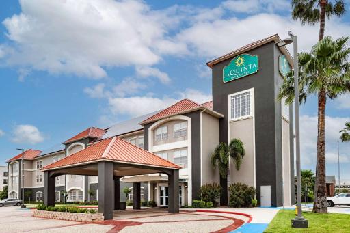 La Quinta Inn & Suites by Wyndham Pharr RGV Medical Center - Housity