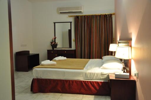 Sahara Hotel Apartments - Housity