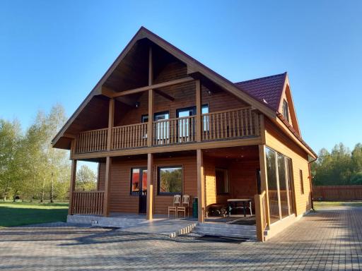 Kaķumuiža - Housity