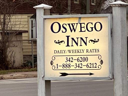 Oswego Inn - Housity
