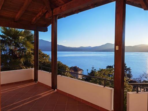 Villa Schaake Panoramic view Lake Maggiore - Housity
