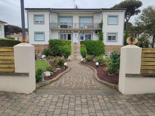 Euro Hotel - Housity