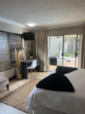 Annies Place Self Catering - Housity