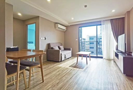 Blossom Sathorn Hospitality （曼谷高端酒店公寓） - Housity