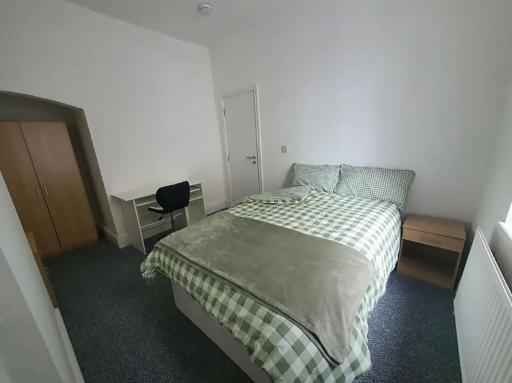 Double Bed A Burnley City Centre - Housity
