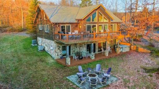 Glass Mountain Lodge - Housity