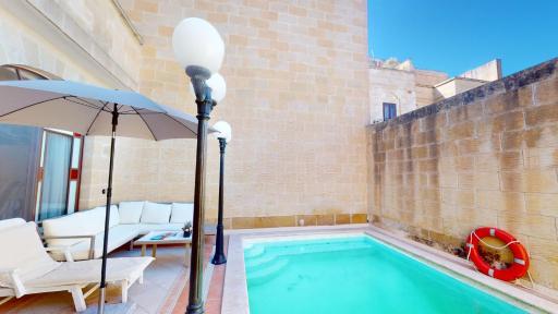 Qala Bed&Breakfast with swimming pool - IL-Wenniessa - Housity
