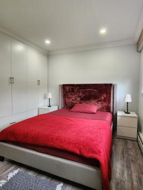 Executive Room with private washroom - Housity