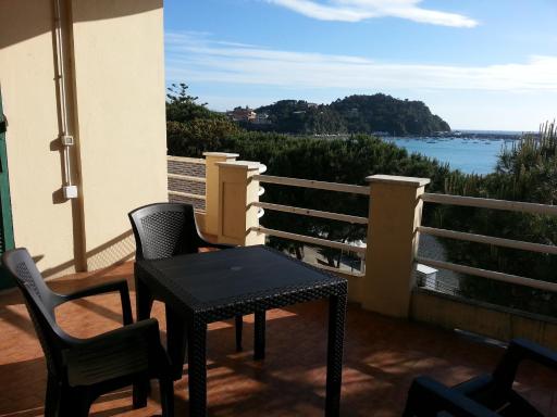 Baia delle Favole Affittacamere - Housity