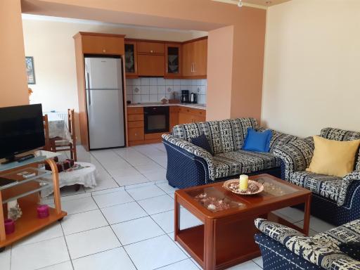 AMISIANA HOUSE - Housity