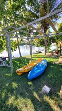CASA AMARELA Beira Rio Guriri - Housity