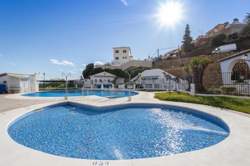 Casa Bonita-overlooking the sea - Housity