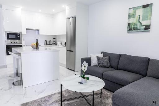 Aqua Vista Playa San Juan - Housity