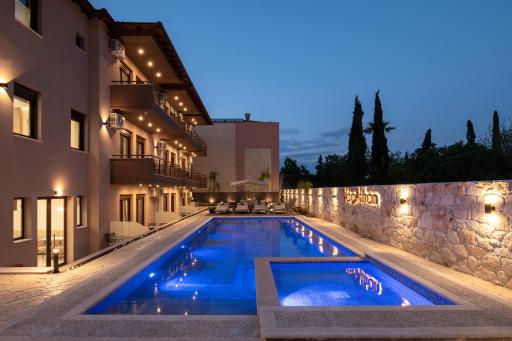VagAthan - Lux Holidays - Housity