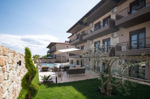VagAthan - Lux Holidays - Housity