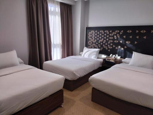 Point 11 Residence - Housity
