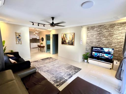 Naura Homestay Selangor Kuala Lumpur - Housity