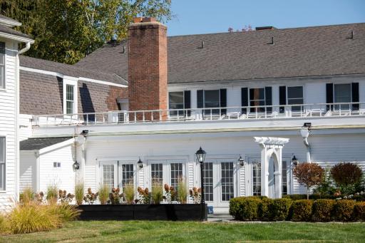 The Litchfield Inn - Housity