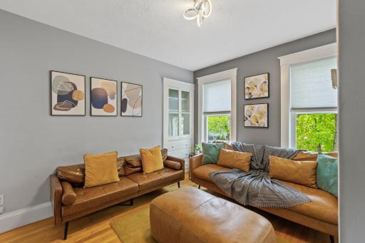 Cozy house close to Brandeis, Bentley, Moody St - Housity