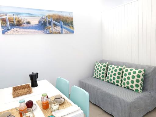 Modern Apartment in Poble Nou 25 m² - Housity