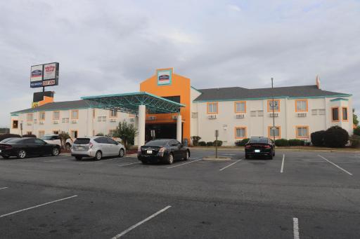 Howard Johnson by Wyndham Tifton GA I-75 - Housity