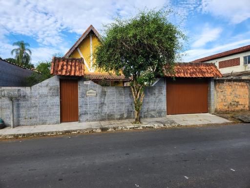 Chalé no centro de Penedo - Housity