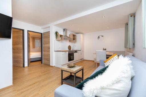 Souterrain Apartment Flachau - Housity