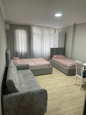 Cheap studios , 10 meters from beach - Housity