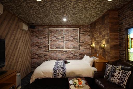 Hotel DOLPHIA-Adult Only - Housity