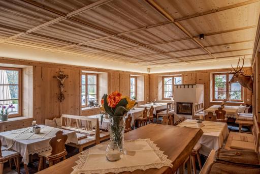Landhotel Gasthof Zum Löwen - Housity