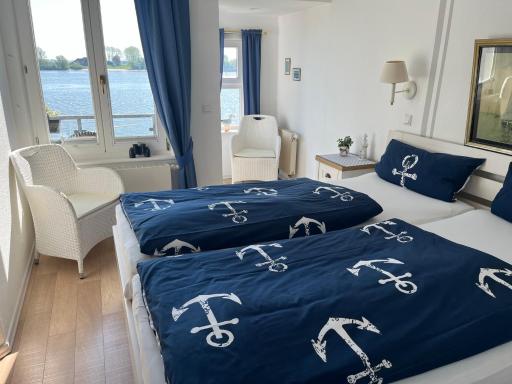 Hotel Ambiente - Housity