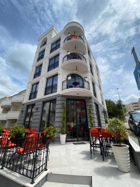 Baba's Hotel & Spa - Housity